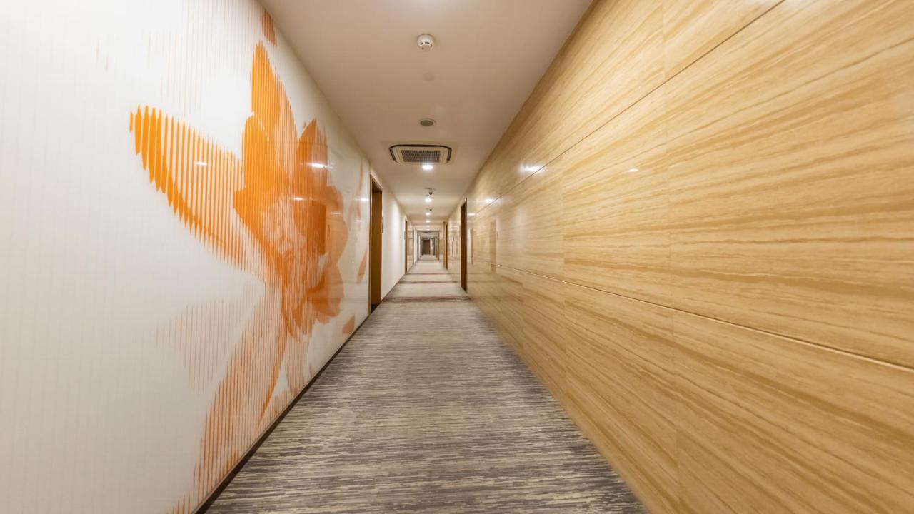 Starr Hotel Shanghai Exterior photo